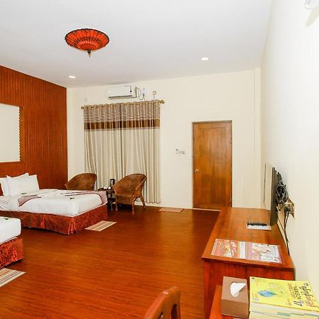 Royal Emerald River View Resort Bagan Exterior photo
