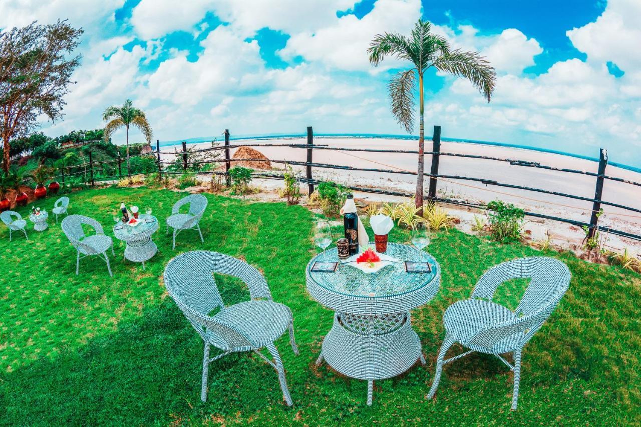 Royal Emerald River View Resort Bagan Exterior photo